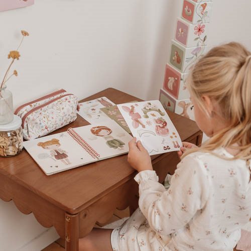Dress-up and sticker book - Fairy Garden