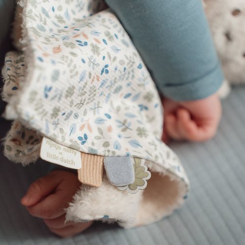 miffy cuddle cloth - Blue - Lucky Leaves