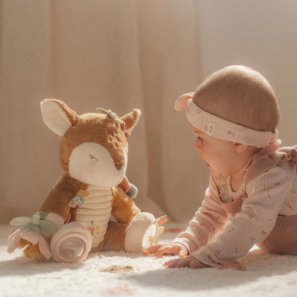 Activity Cuddle Deer - Pink - Fairy Garden