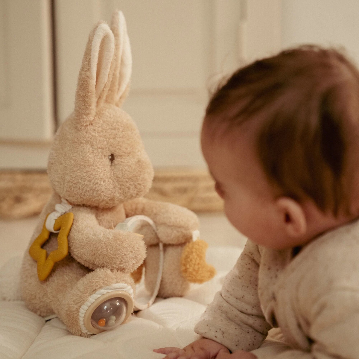 Activity Cuddle Rabbit - Sand - Baby Bunny