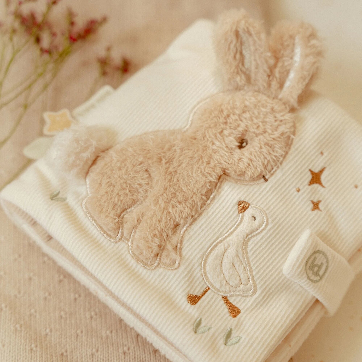 Activity Booklet - Beige - Newborn Naturals