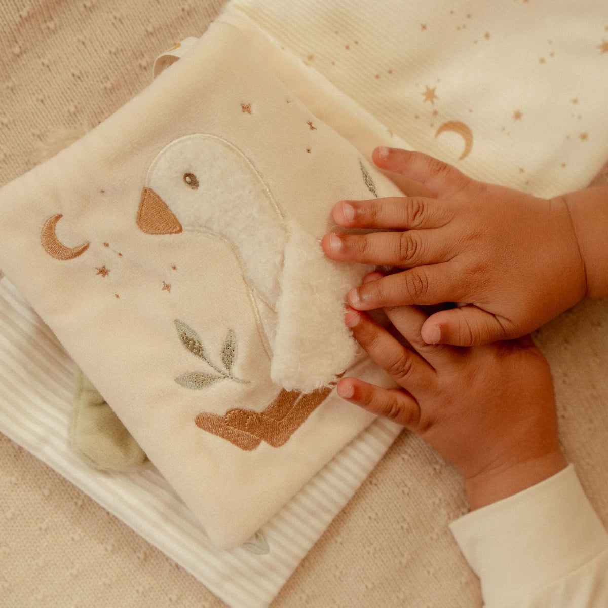 Activity Booklet - Beige - Newborn Naturals