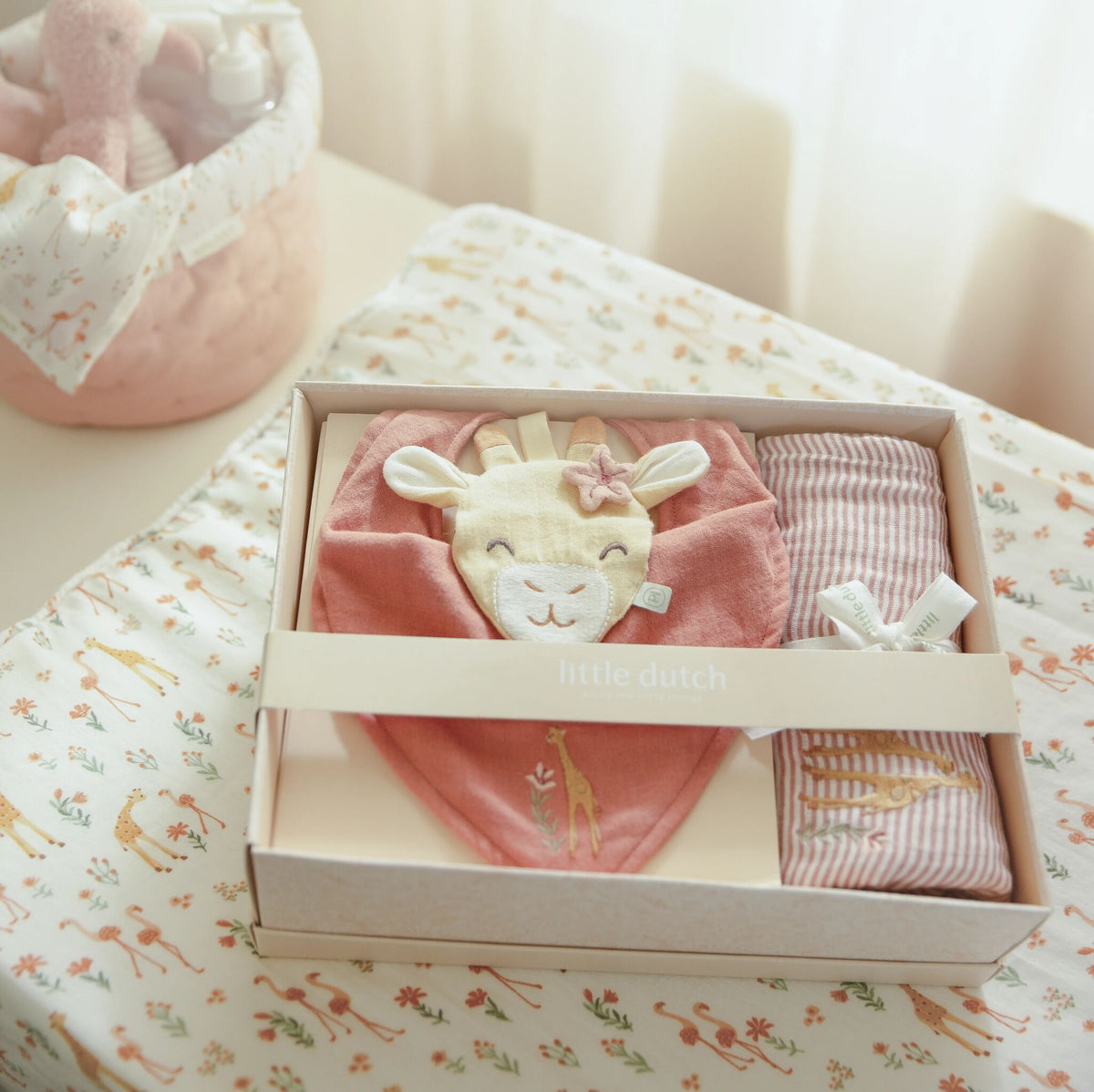 Gift box Giraffe - Pink