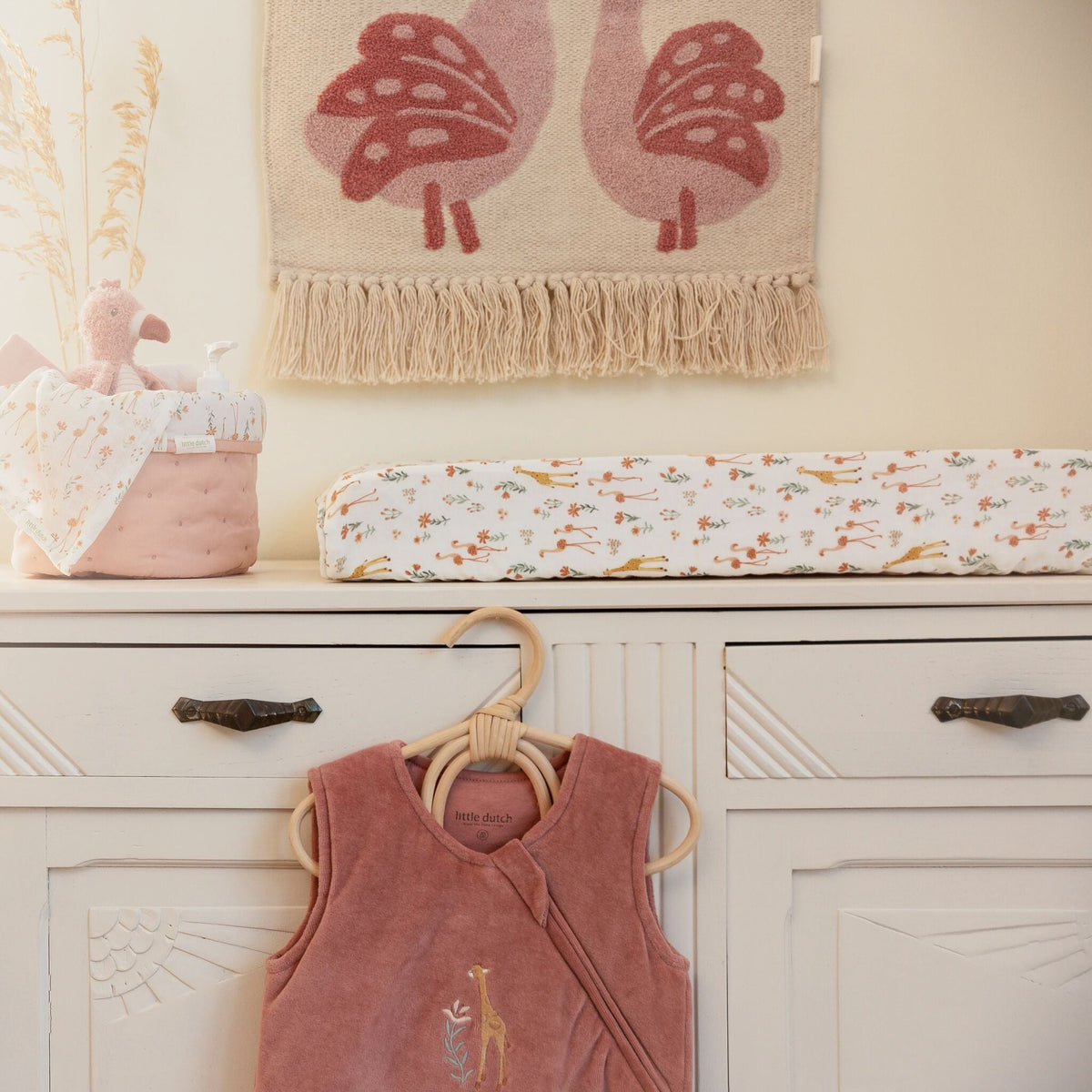 Changing pad cover -  Blooming Safari
