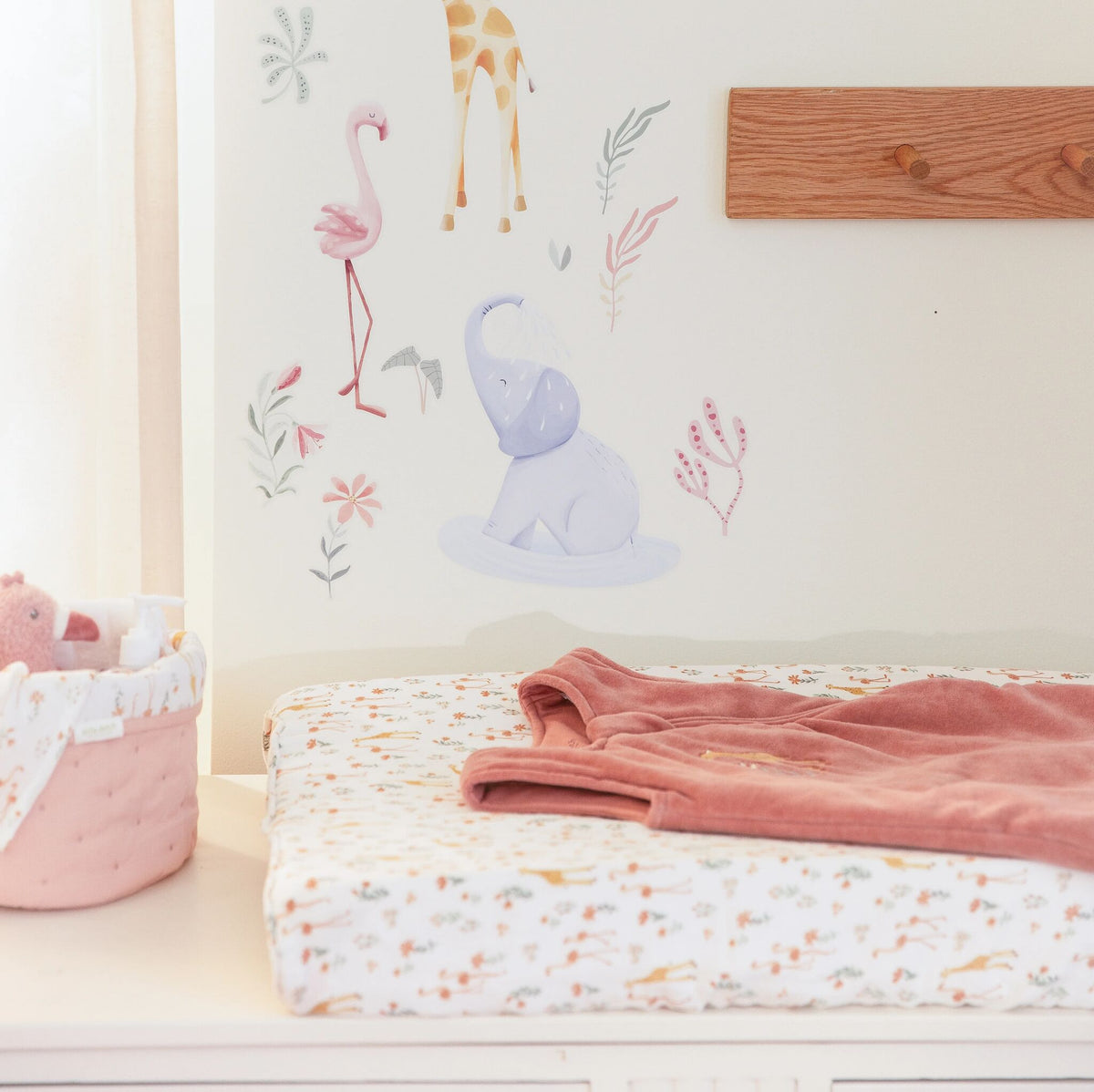 Changing pad cover -  Blooming Safari