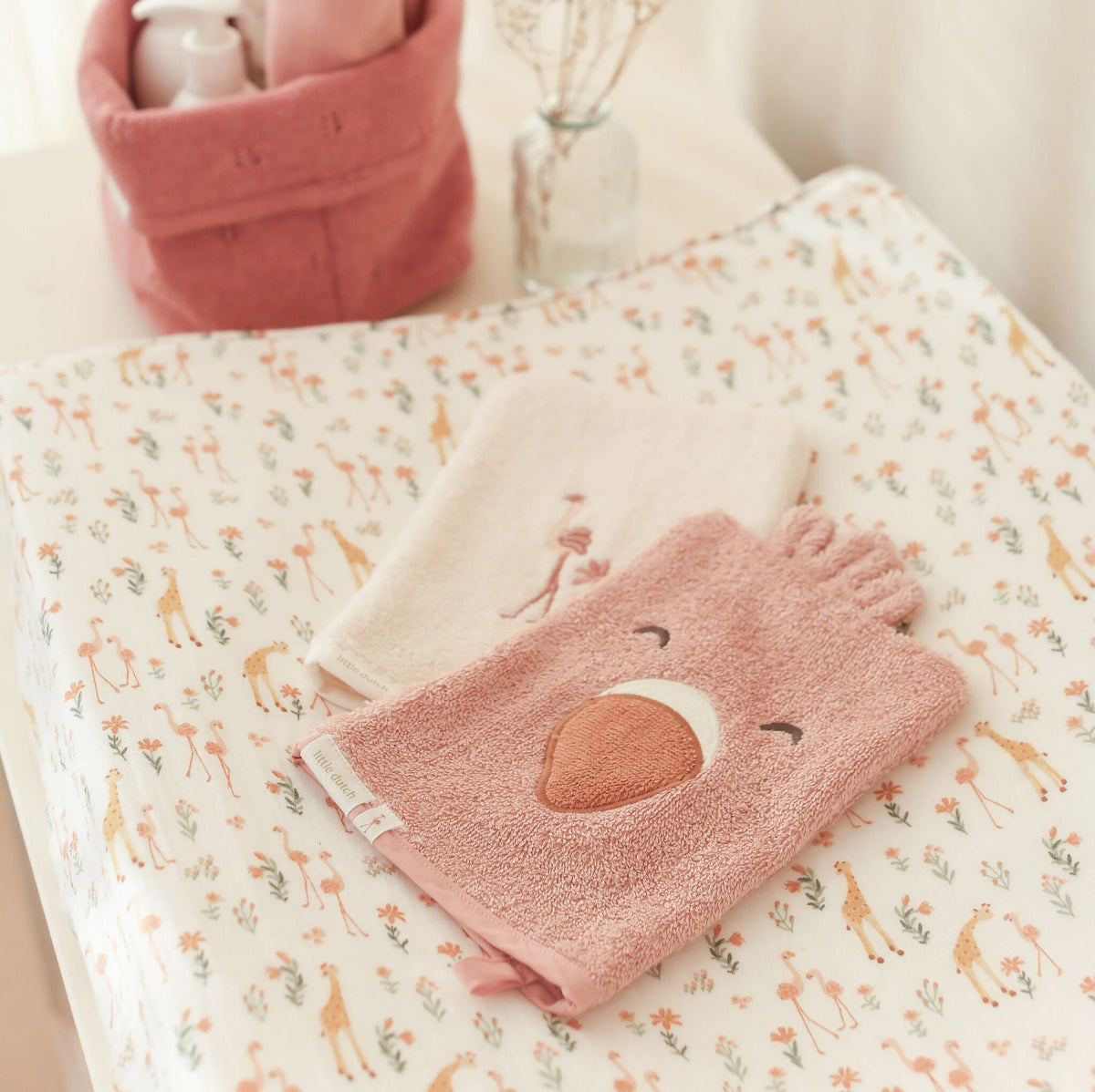 Changing pad cover -  Blooming Safari