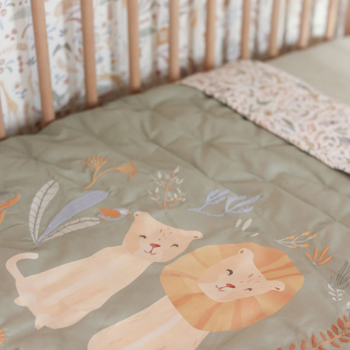 Crib sheet - Safari Wonders
