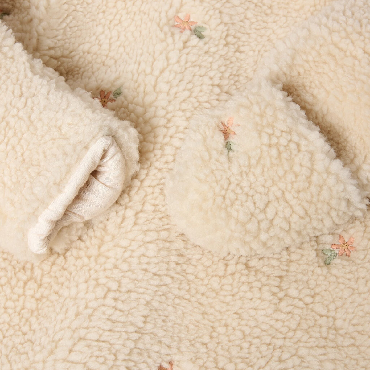 Teddy Suit Sand Flower Print