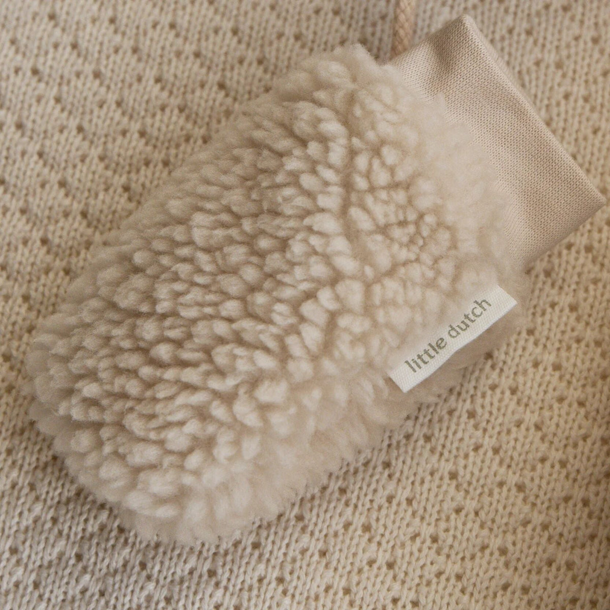 Teddy Mittens Sand Paw Print