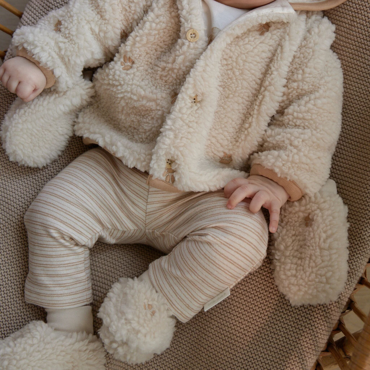 Teddy baby slippers sand paw print