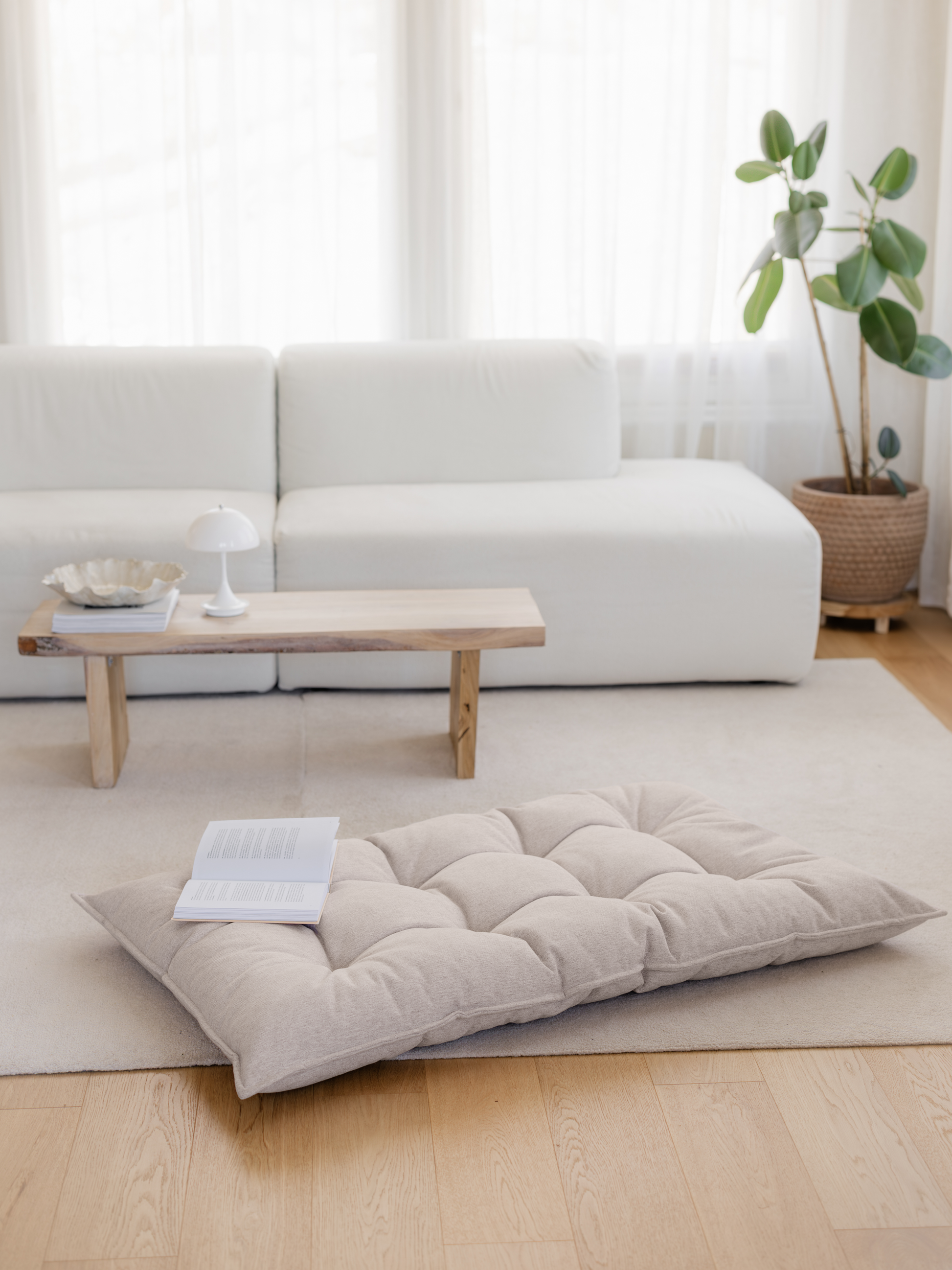 VIENO tufted floor cushion | sand