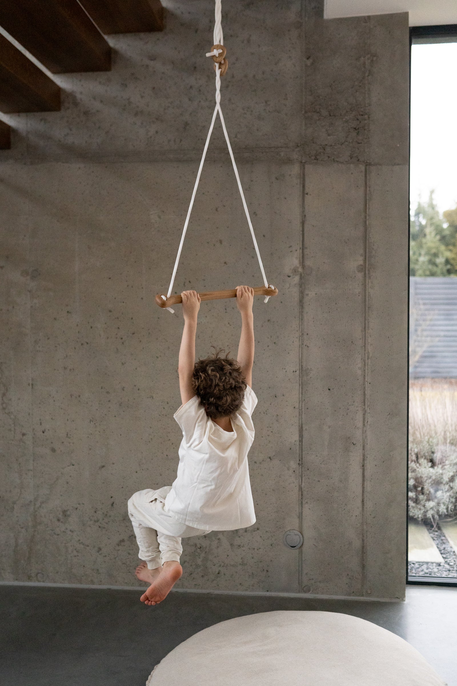 BONE trapeze | oak - white rope