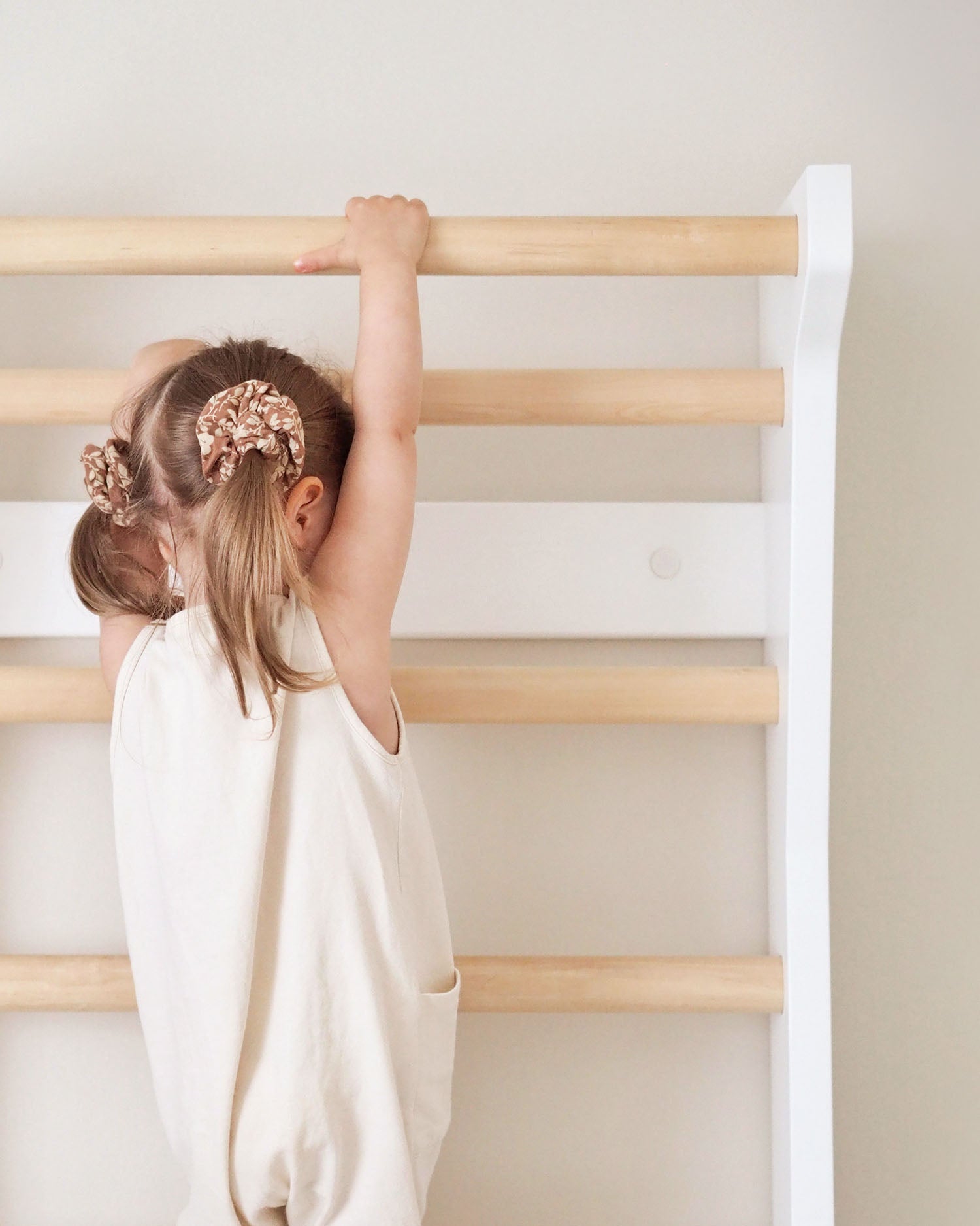 TAIMI MINI wall bars | white - birch - Second Chance