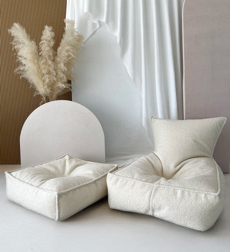 Moje. Bouclé Ottoman Cream - vierkante kinderpoef