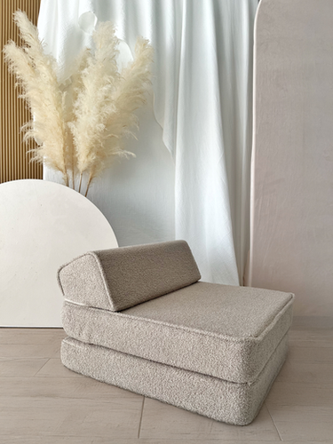 Moje. Bouclé Lounger Beige