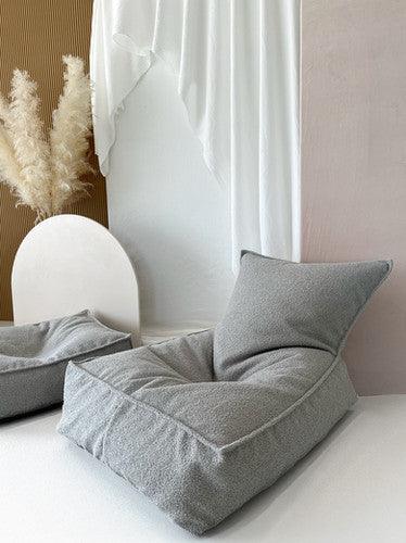 Moje. Bouclé Ottoman Grey - vierkante kinderpoef